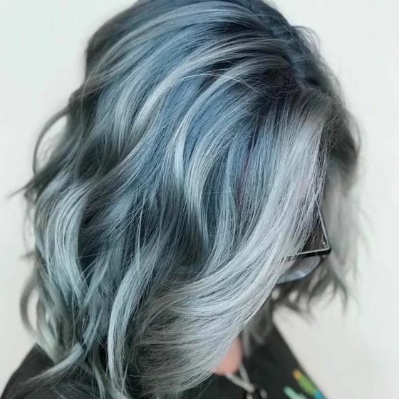 Frisuren für graue Haare - Grey Blending 