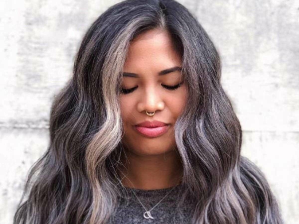 grey blending langes welliges haar