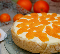 Schneller Käsekuchen mit Mandarinen – zwei einfache Rezepte, die jedem ganz sicher gelingen!