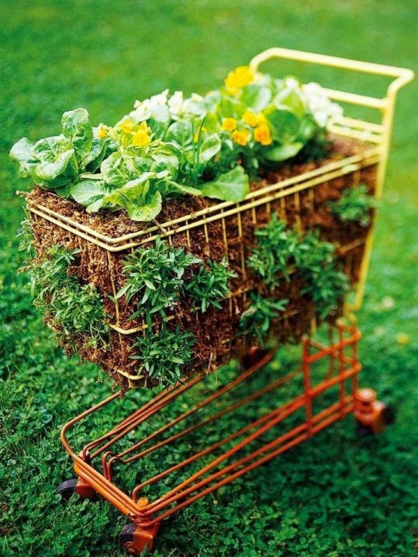 Gartendeko selber machen – Upcycling Bastelideen fuer Gross und Klein einkaufswagen recycling topf