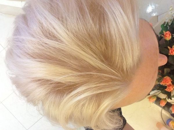 blonde Haarfarben - helle haare - trends ideen