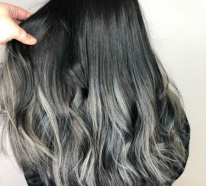 Graue Strähnen – der angesagte Haar-Trend, der dem Haar einen silbernen Touch verleiht