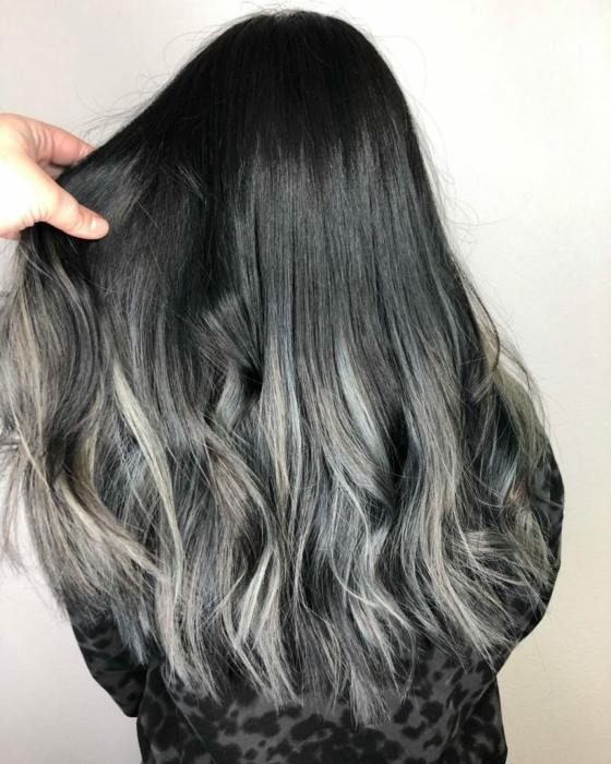 graue straehnen balayage lange haare