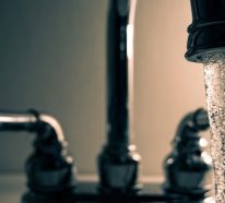 Warum sollten Sie morgens Leitungswasser trinken? – 10 wichtige Gründe dafür