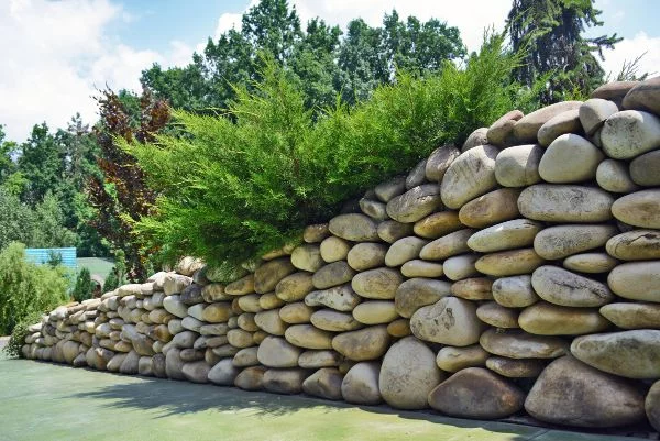 Natursteinmauer tolle moderne Idee