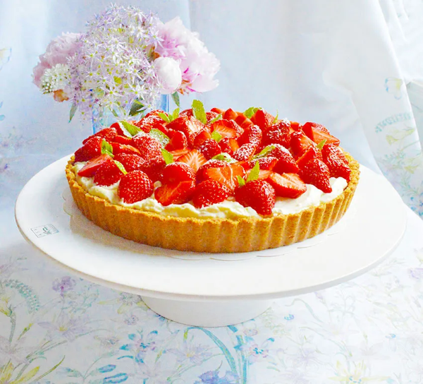 Erdbeer Basilikum Torte – frisches Rezept fuer alle sommerliche Anlaesse amerikanische torte mit erdbeeren