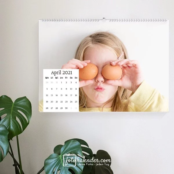 Fotokalender 2022 gestalten praktische Geschenkidee mit persoenlicher Note kinderfotos wandkalender ostern