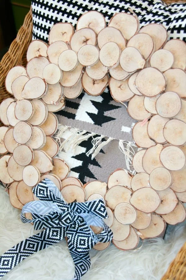 Gartendeko mit Birkenholz – traumhafte Ideen mit symbolischer Bedeutung birken kranz traditionell symbolisch