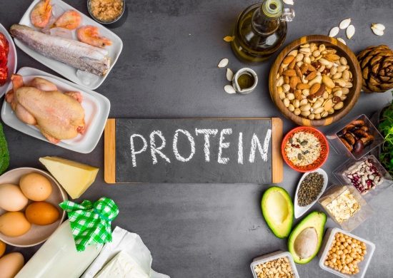 Ohne Sport abnehmen eine proteinhaltige möglichst ausgewogene Ernährung hilft viel bei Gewichtsabnahme