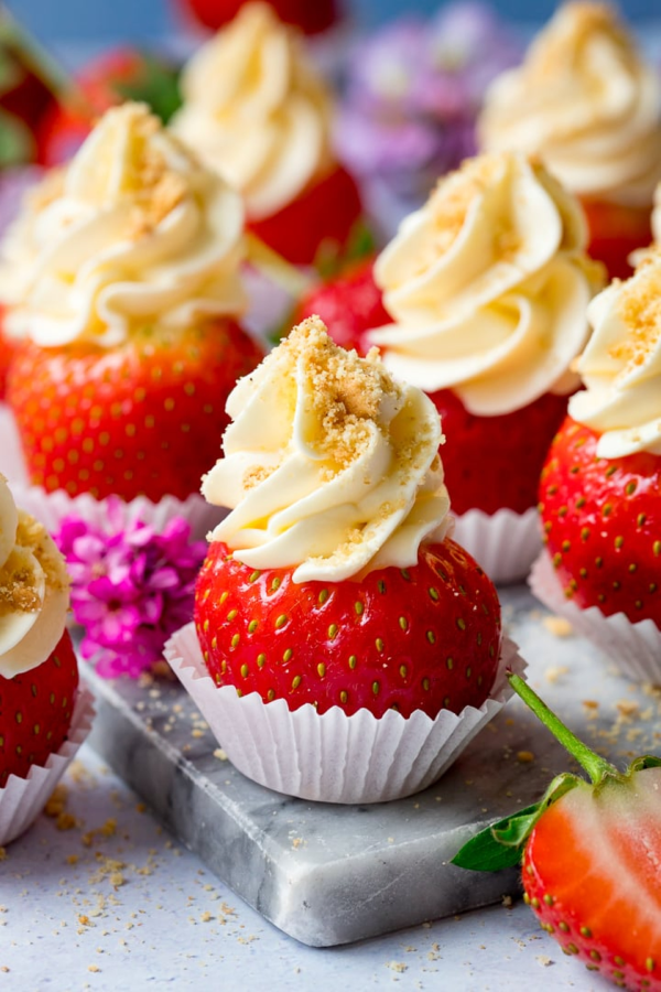 Fingerfood Dessert – 3 zum Fingerlecken koestliche Rezeptideen erdbeeren mit buttercreme