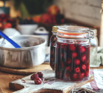 Kirschlikör selber machen – Rezepte für Genießer ab 18