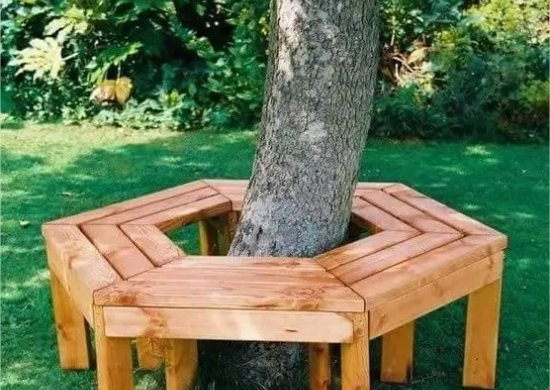 Platz unter Baum Sitzbank um den Baum herum aus Holz selber bauen eine tolle DIY Idee
