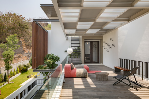 Sonnenschutz Ideen fuer Terrasse und Balkon pergola mit coolem design