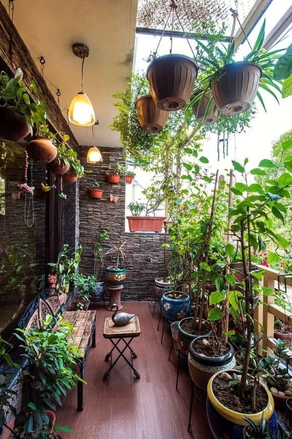 Sonnenschutz Ideen fuer Terrasse und Balkon sichtschutz mit pflanzen gruen