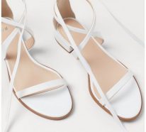 Weiße Sandalen sind das Must-Have im Sommer 2022: Hier sind über 50 Bilder, die davon überzeugen