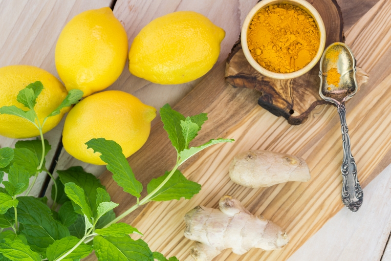 5 einfache Hausmittel gegen Fettleber Zitronen