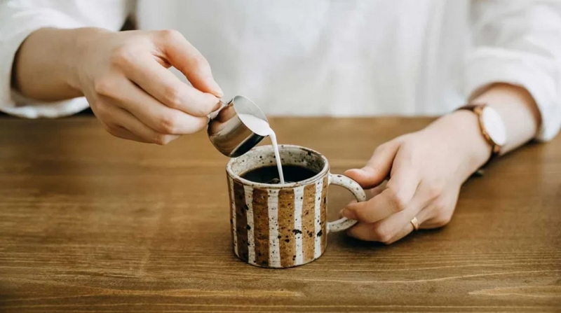 Abnehmen mit Kaffee verschiedene KaffeegetraenkeZitronenkaffee