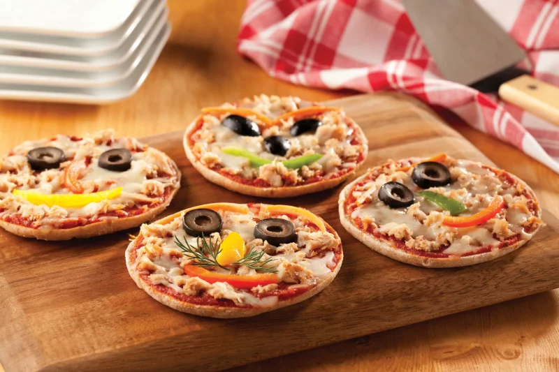 Schnelle und einfache Brunch Rezeptideen fuer den Sommer mini pizza kinder party