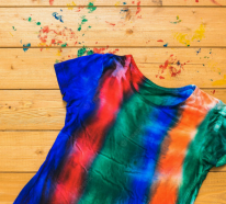 Batik Shirt selber machen – zwei einfache Techniken mit und ohne Kleber