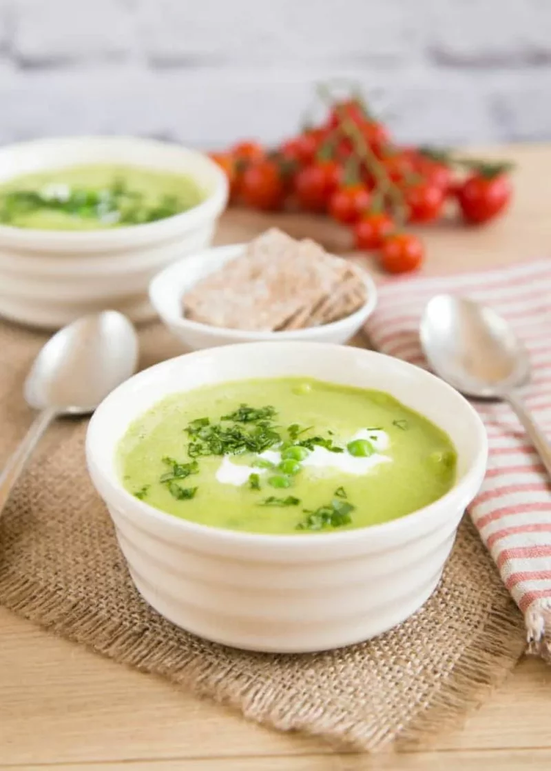 Salatsuppe – Zero Waste Food Trend mit Liebe zur Natur schoene leckere gruene suppe
