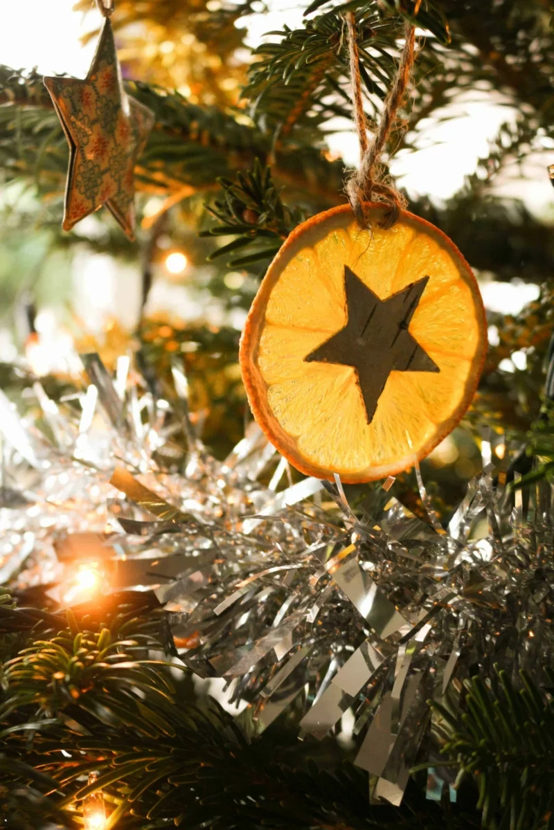 adventsbasteln mit kindern weihnachtskarten laterne selber machen orange