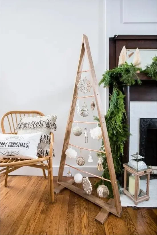 DIY Tannenbaum selber machen aus Bilderrahmen gestrickter Weihnachtsschmuck alles selbst gemacht