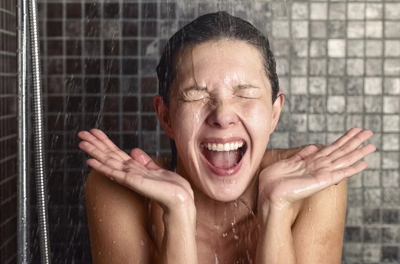 Kalt duschen bietet einige gesundheitliche Vorteile