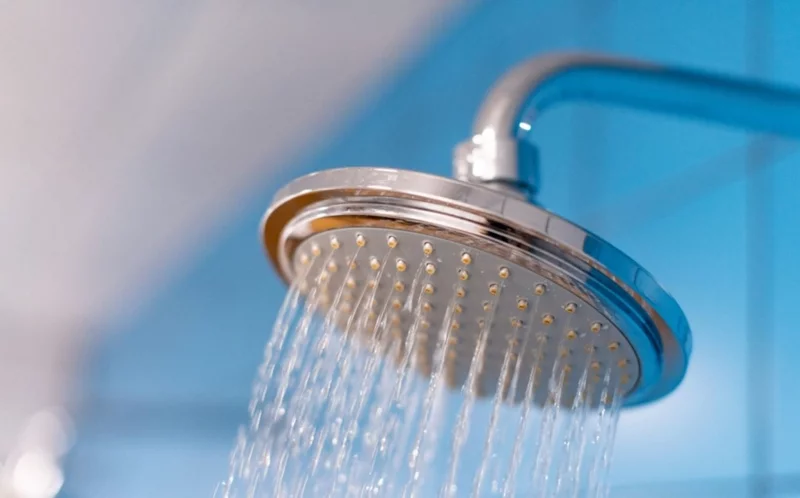 Kalt duschen und Kreislaufsystem Vorteile.