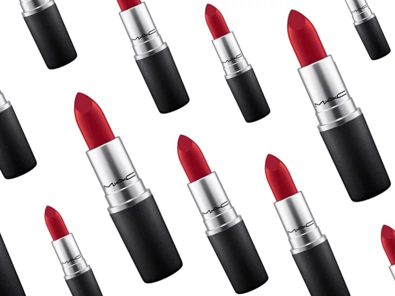 Ruby Red angesagte lippenstiftfarben make up trends 2023