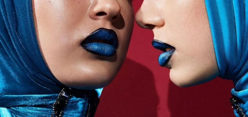 lippenstift blau angesagte lippenstiftfarben 2023