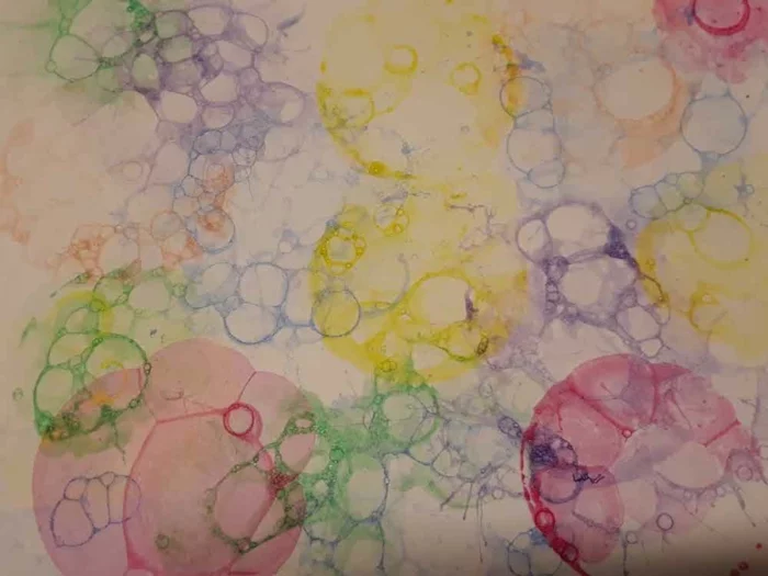 Bilder aus seifenblasen basteln mit 4 jährigen