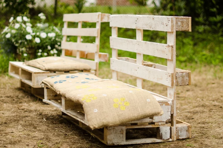 Paletten-Ideen für den Garten Ständer für Blumen und Kräuter