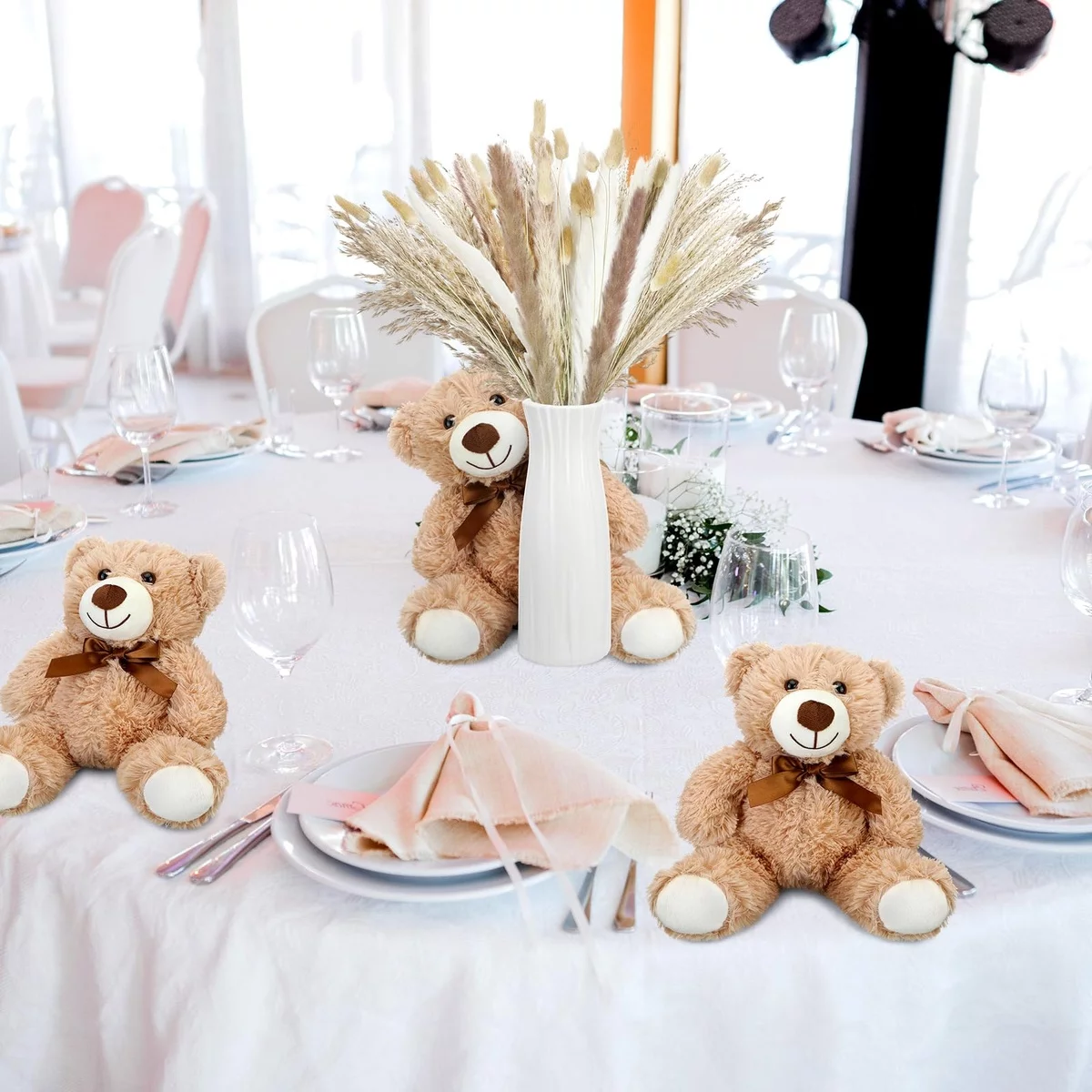 Tischdeko für Babyparty - Bären und Vase mit buntem Gras