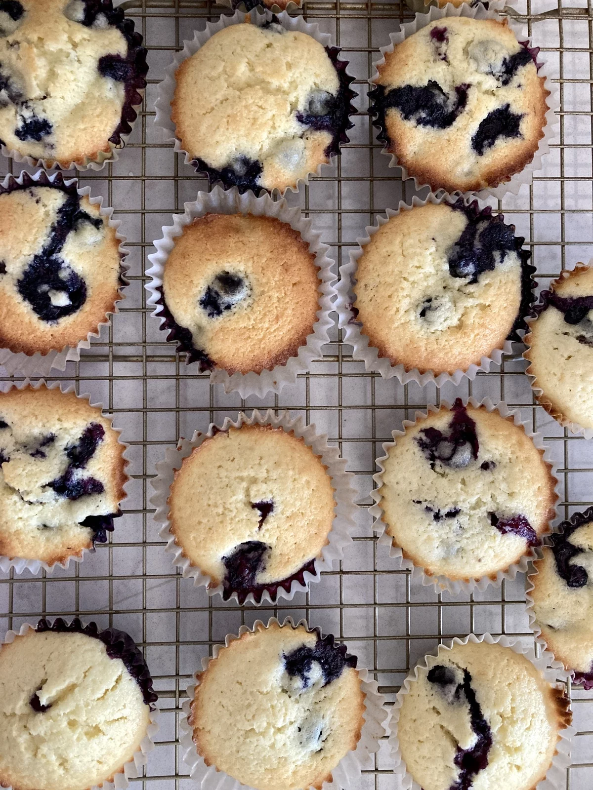 Sie schmecken etwas süß, etwas sauer