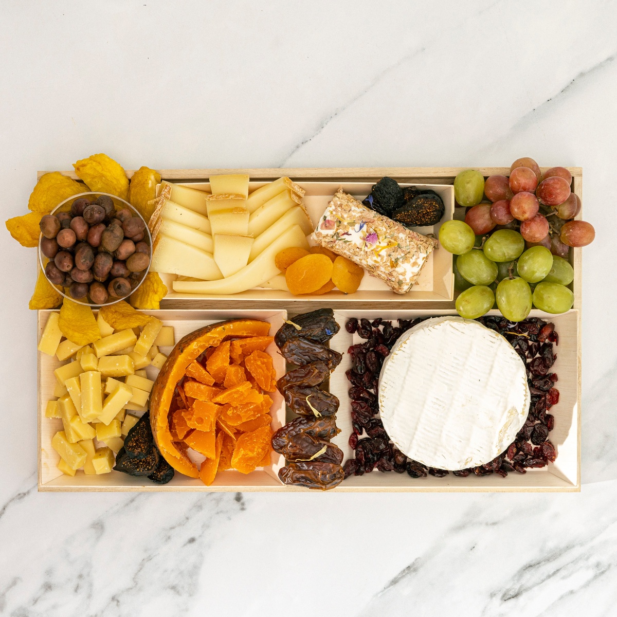 Käseplatte für die Käse Party selber arrangieren