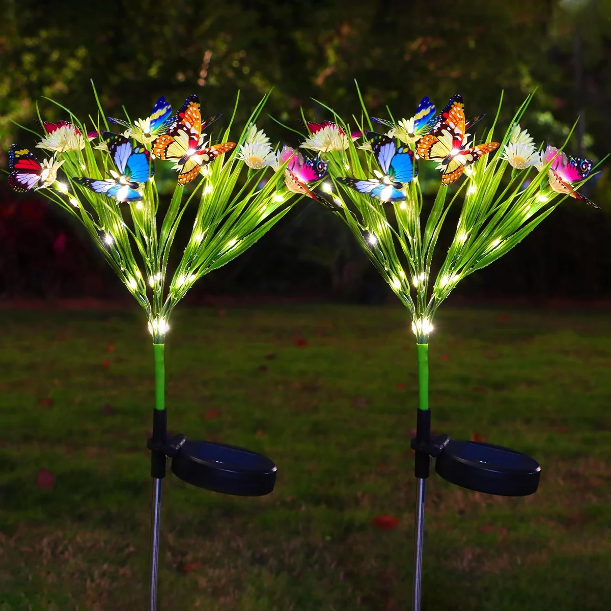 bunte Solar Leuchten als Hingucker am Abend - ausgefallene Deko im Garten