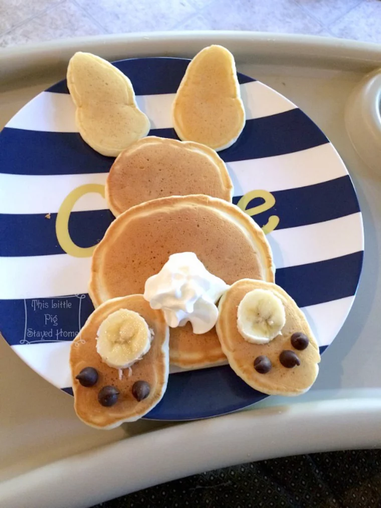 kleiner Hase aus Pfannkuchen - Osterfrühstück Ideen