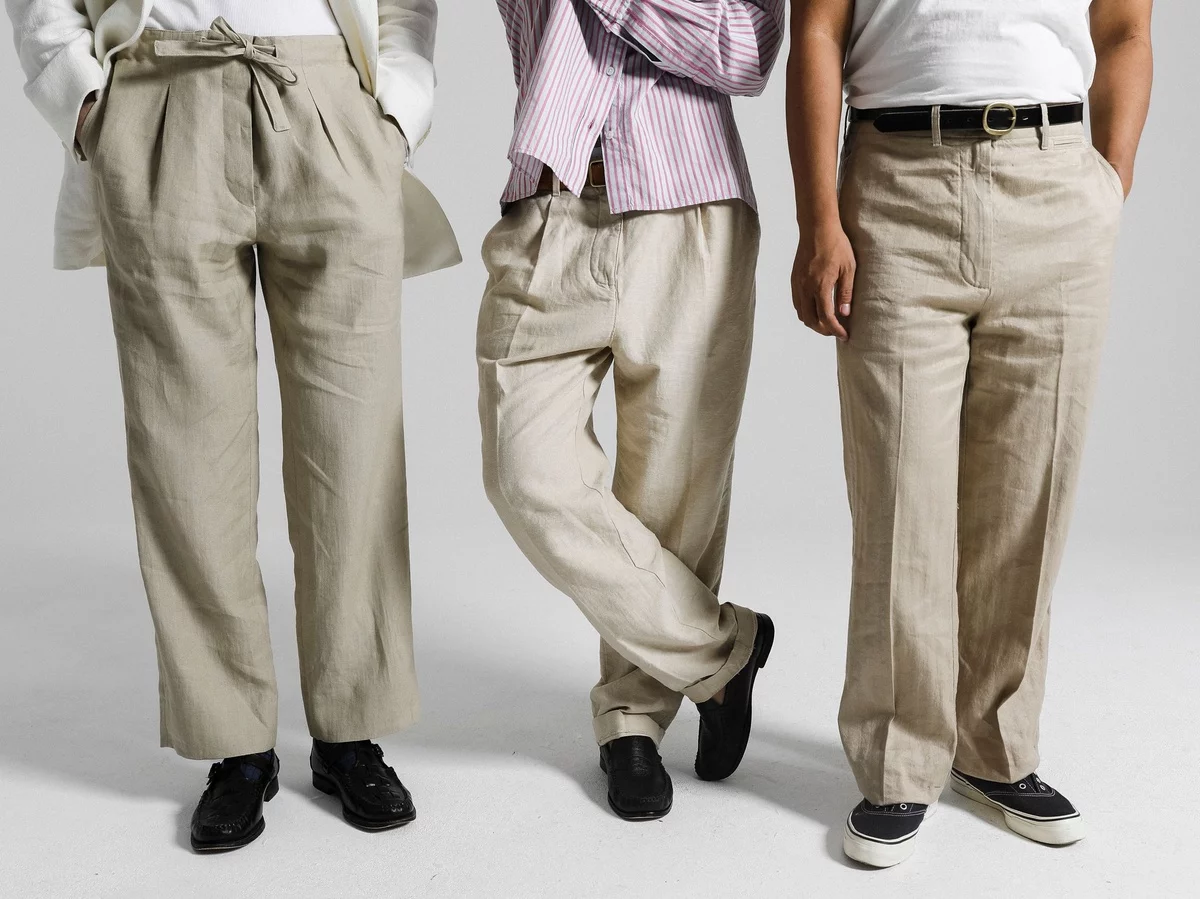 Männer tragen auch gern Leinenhosen im Sommer