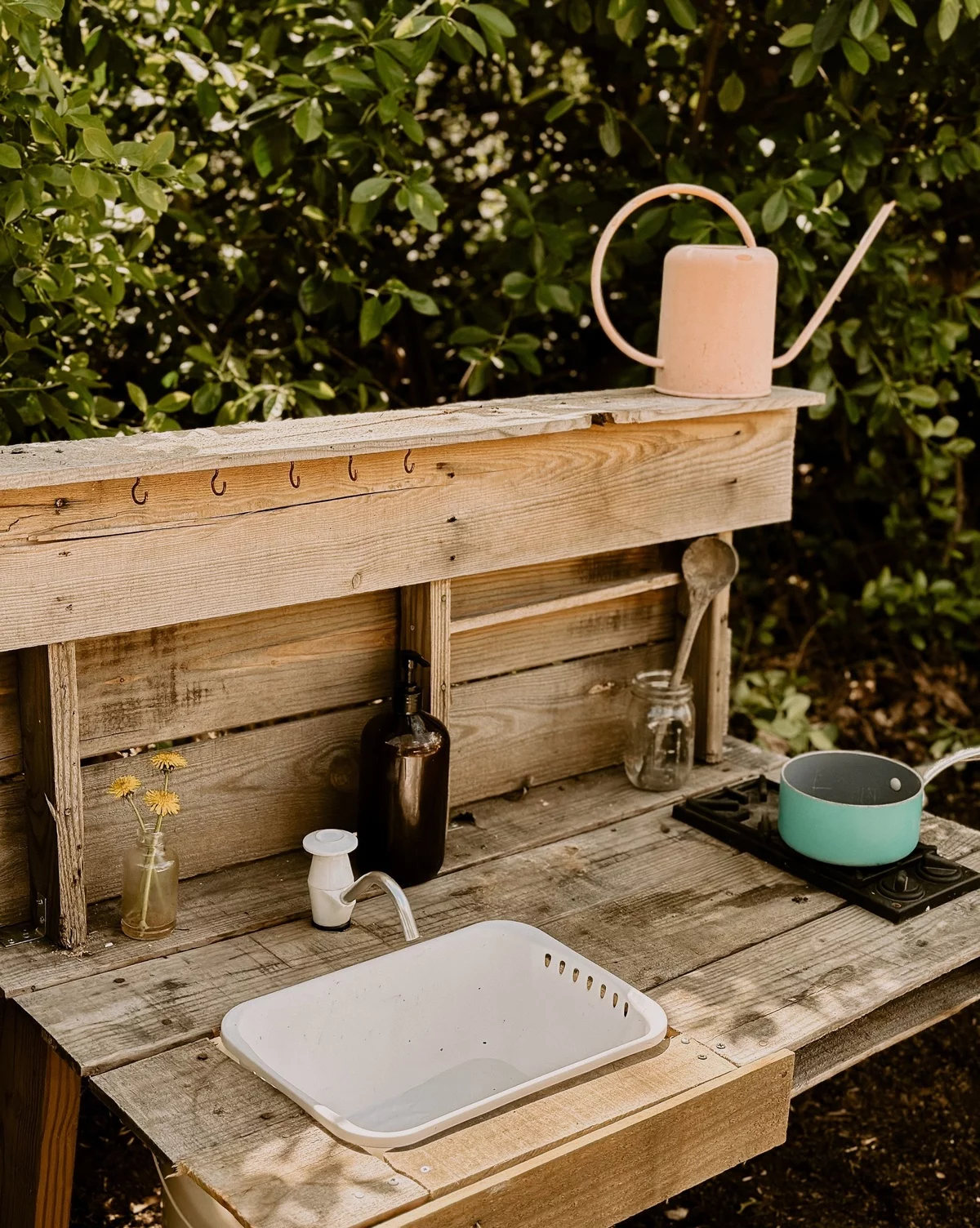 eine Retro-Kuche für Kinder zum Spielen