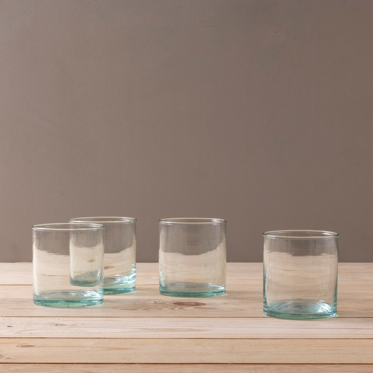 zwischen Retro und Modernität - vier schöne Whiskey Gläser 