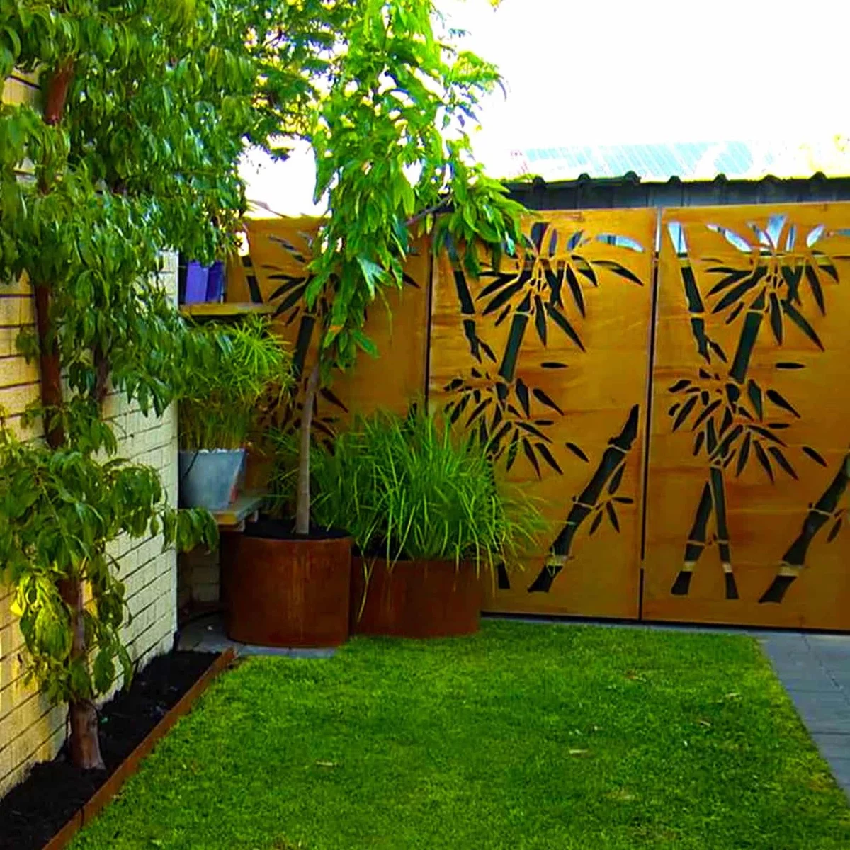 eine schöne Schutzwand bilden - Sichtschutz Garten