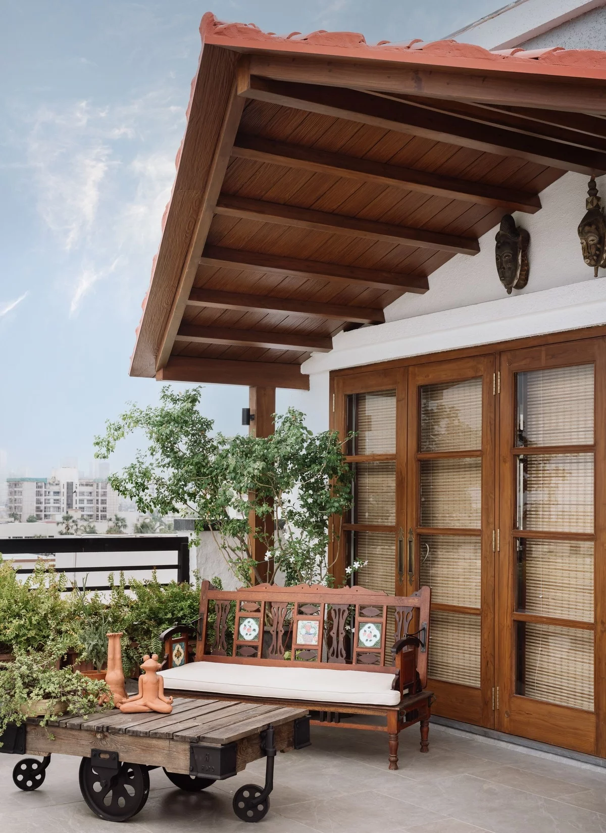 Terrassengestaltung im Landhausstil in der Stadt 