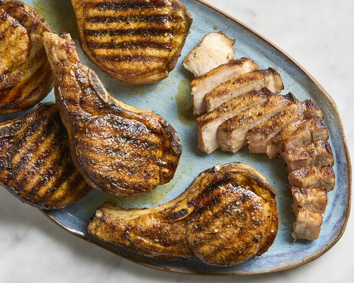 Fleisch vom Grill schmeckt gut - schmackhafte Grillrezepte 