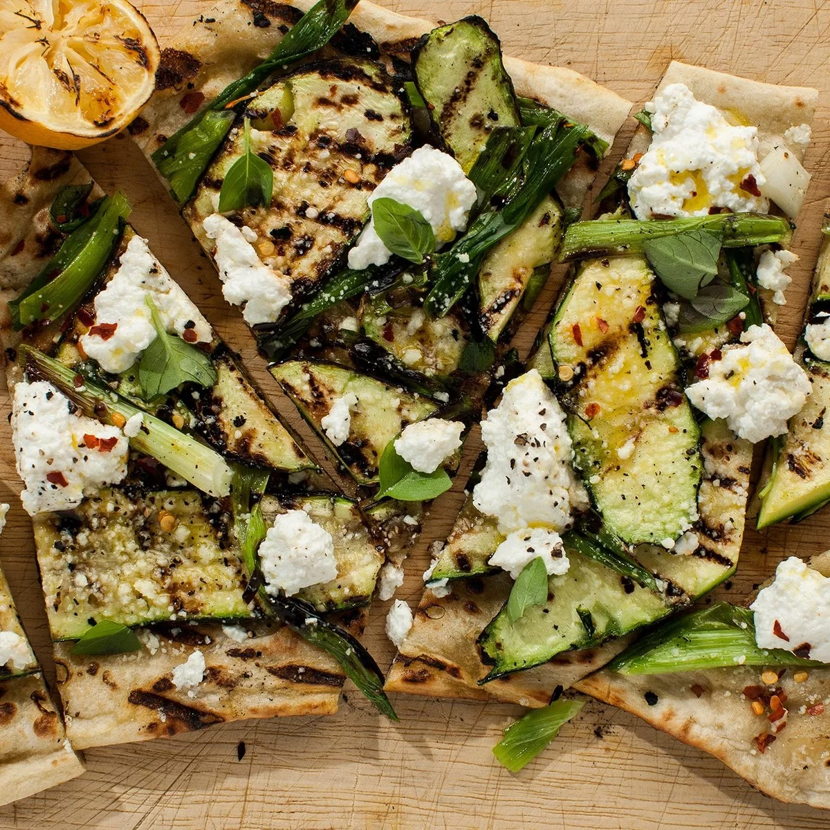 Zucchini und Blattgemüse vom Rost - schmackhafte Grillrezepte 