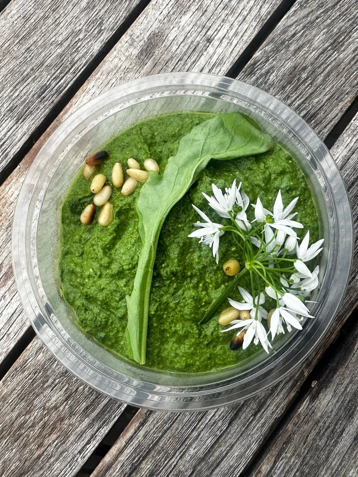 Bärlauch Pesto selber machen und im Glas halten 