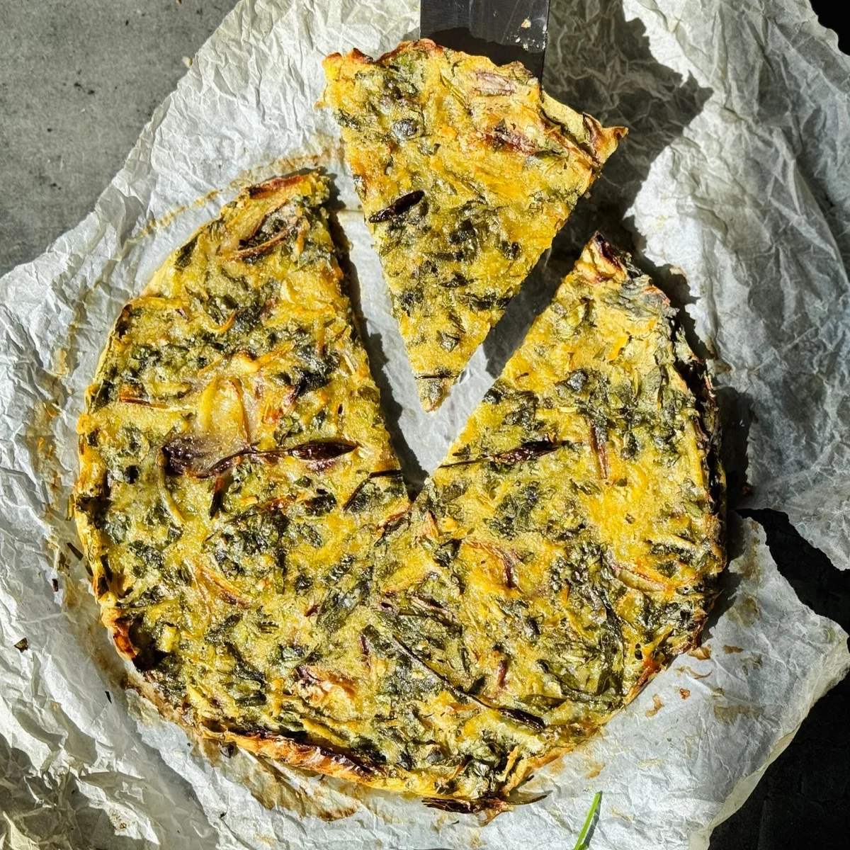 Bärlauch Rezepte - Pizza mit Bärlauch und Gelbkäse 