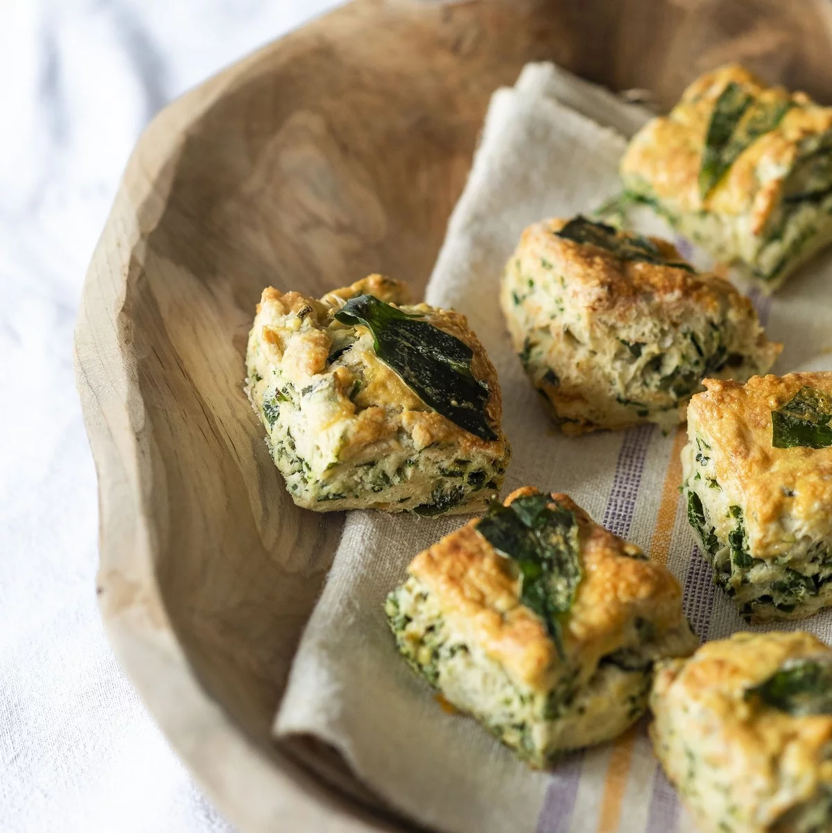 Bärlauch Rezepte - Bärlauchbrot selber backen zu Hause