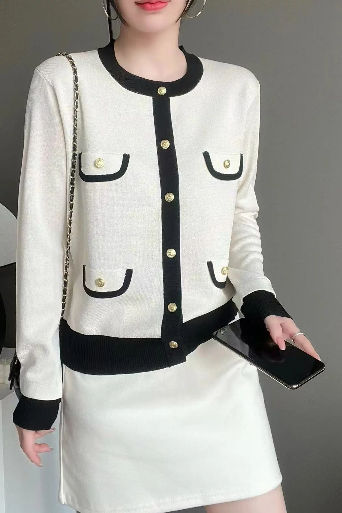 Damenkostüm in Weiß und Schwarz - sehr elegant 