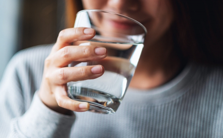 Lebensmittel ohne Kalorien - reines Wasser