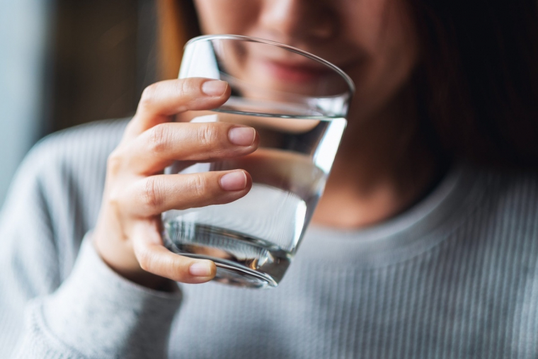 Lebensmittel ohne Kalorien - reines Wasser